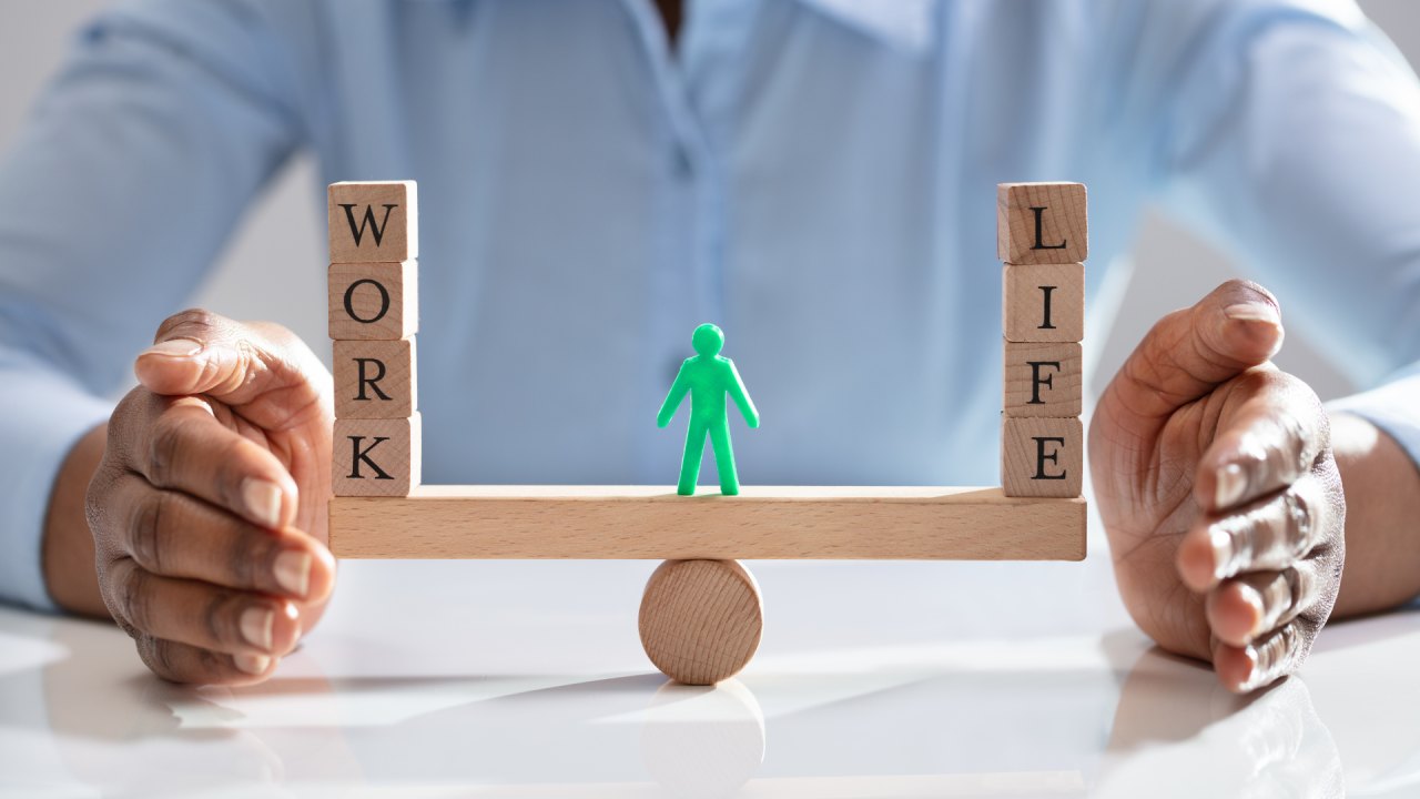 Work Life Balance: A Complete Guide to Achieving Harmony Between Work and Life